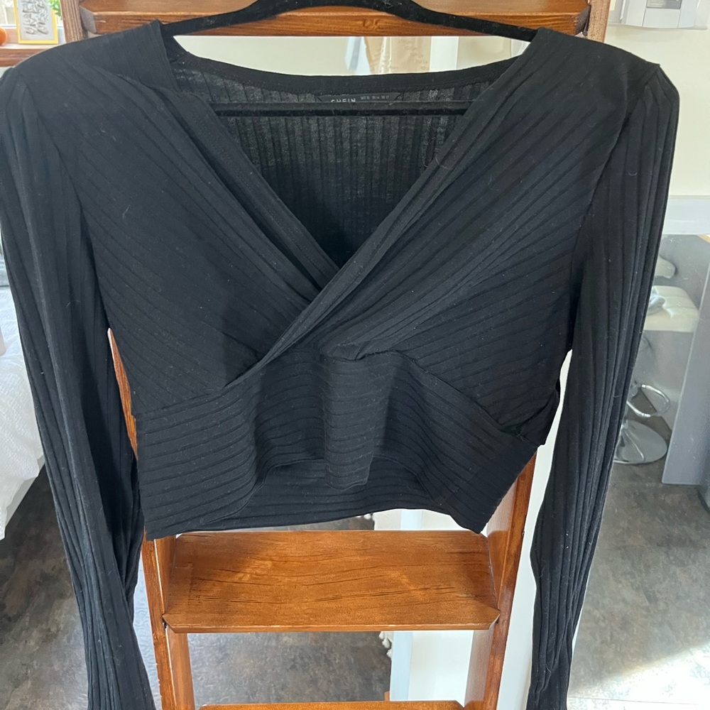 Elegant Black Ribbed Women's Top
